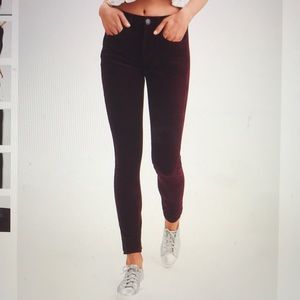 American Eagle high waisted corduroy jegging